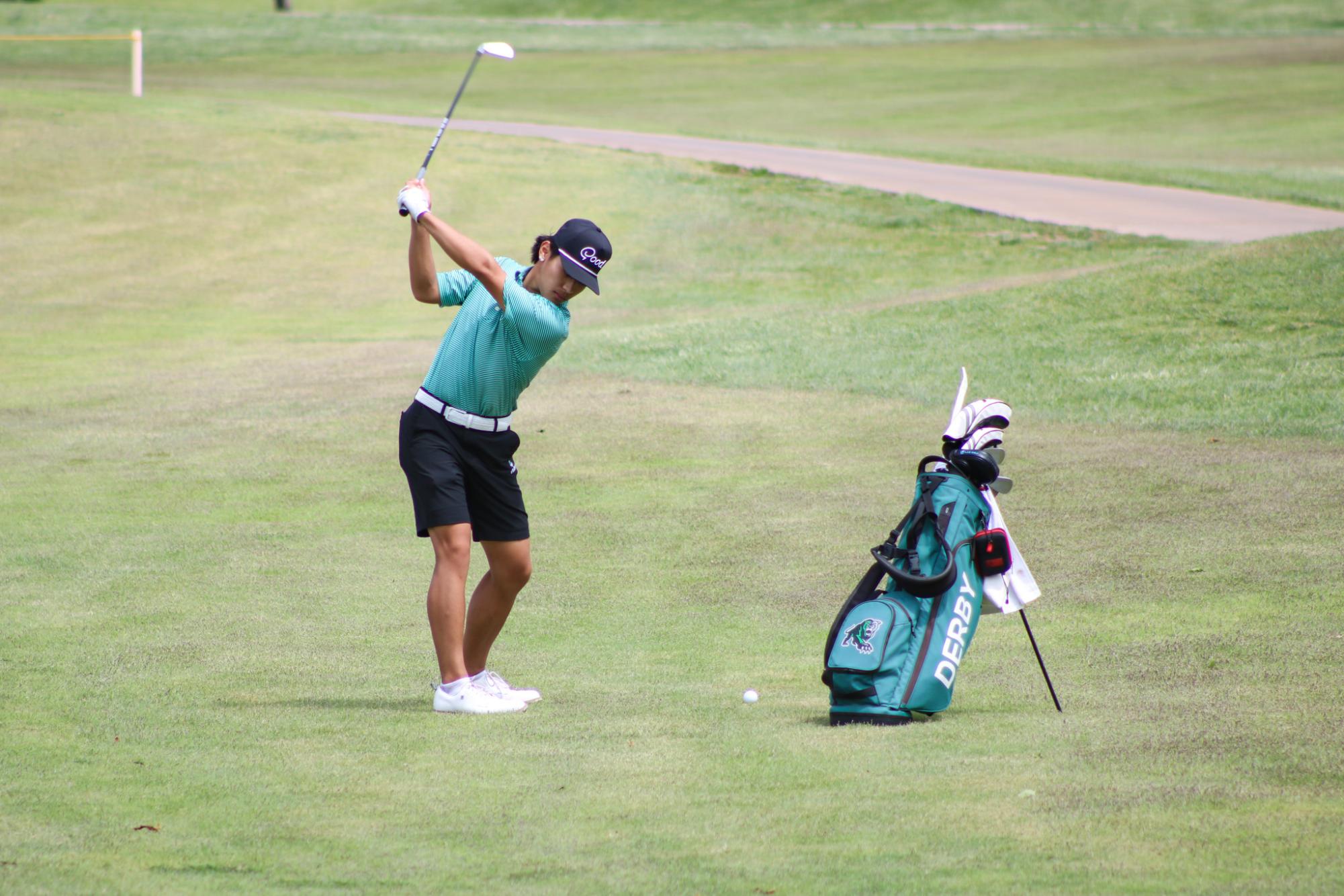 Varsity Golf at Home (Photos by Kaelyn Kissack)