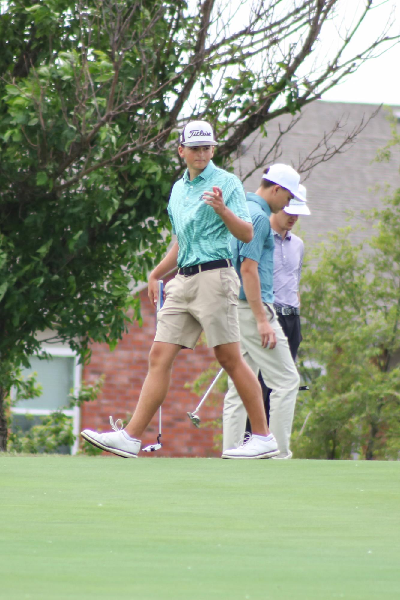 Varsity Golf at Home (Photos by Kaelyn Kissack)