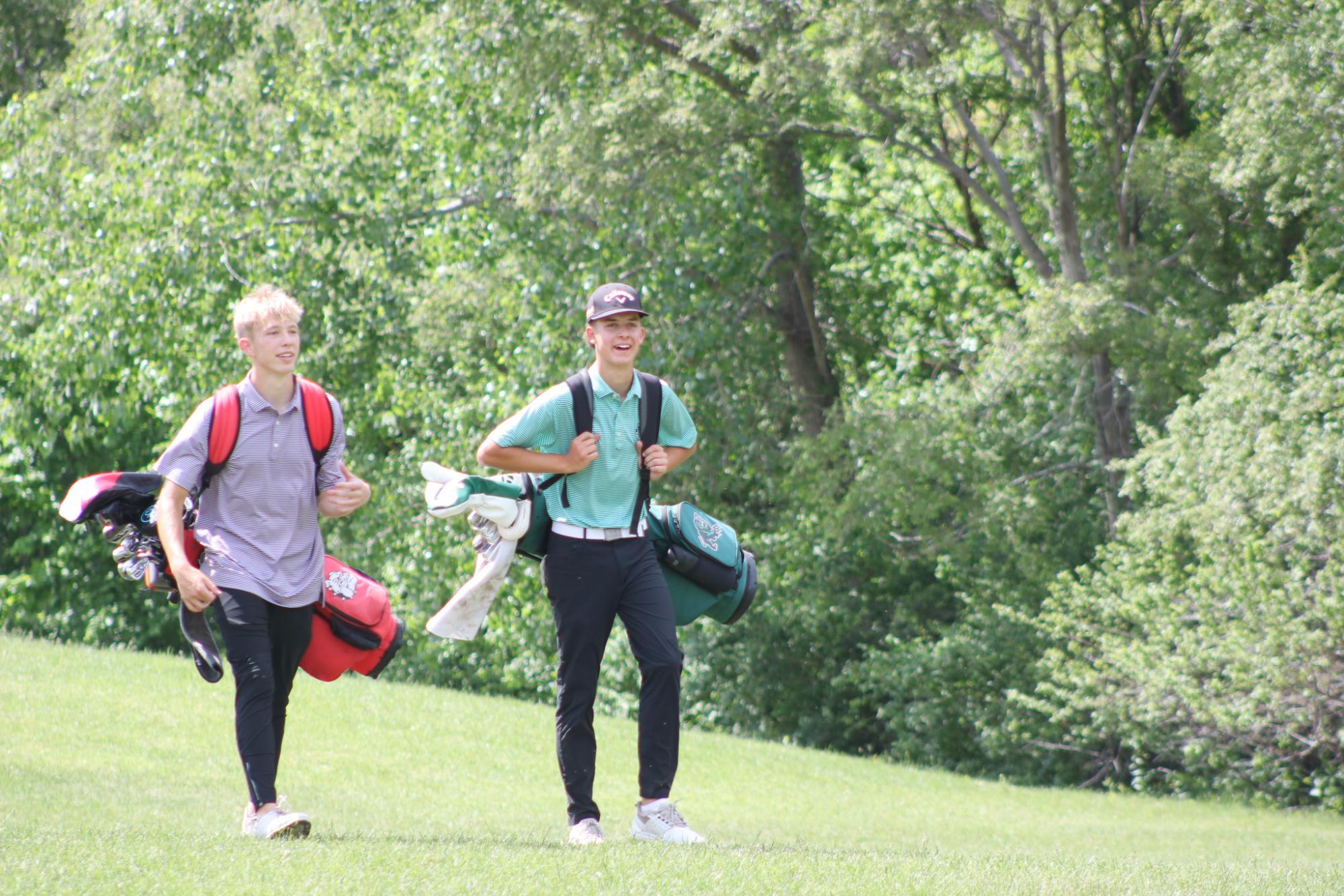 Varsity Golf at Home (Photos by Kaelyn Kissack)