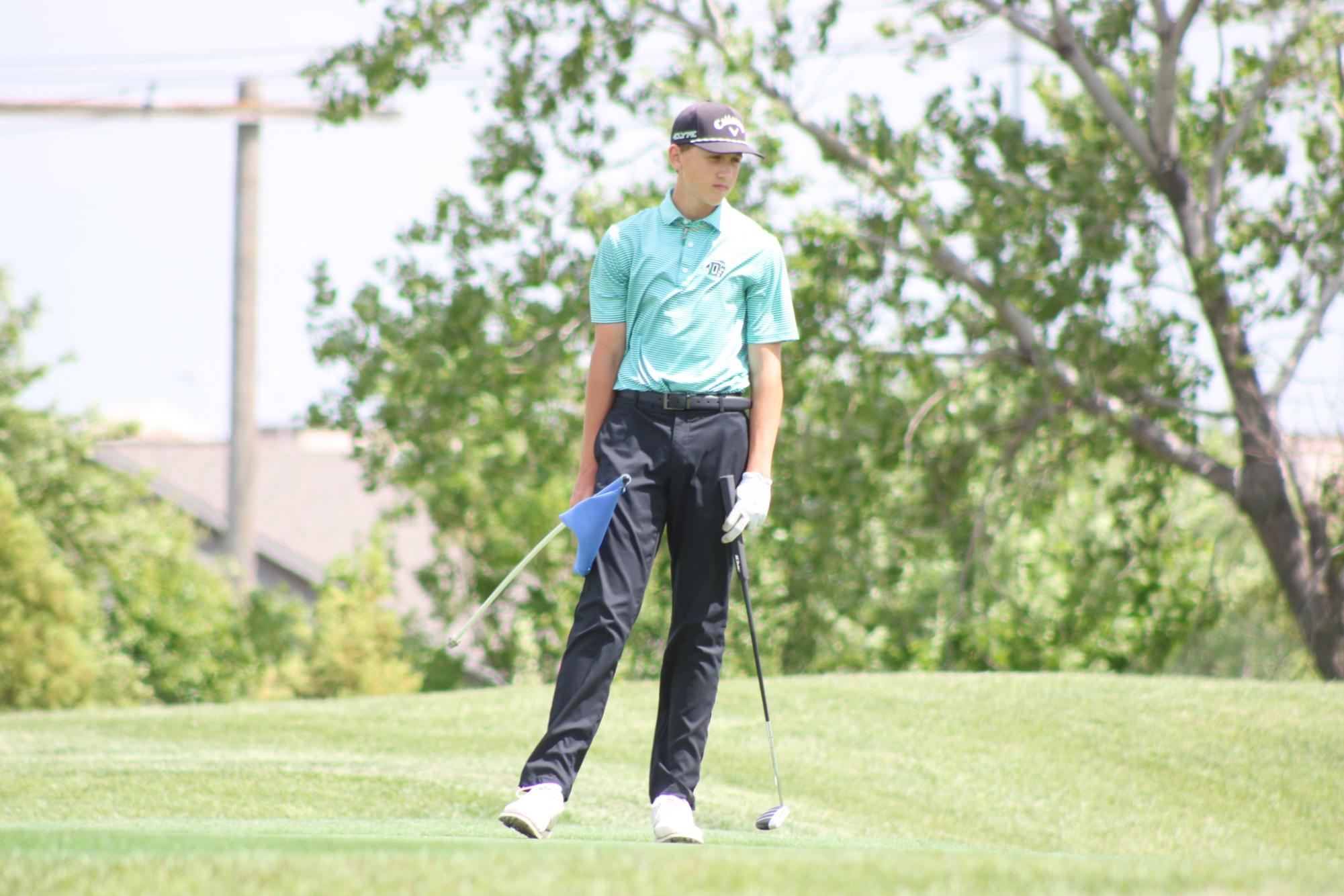 Varsity Golf at Home (Photos by Kaelyn Kissack)