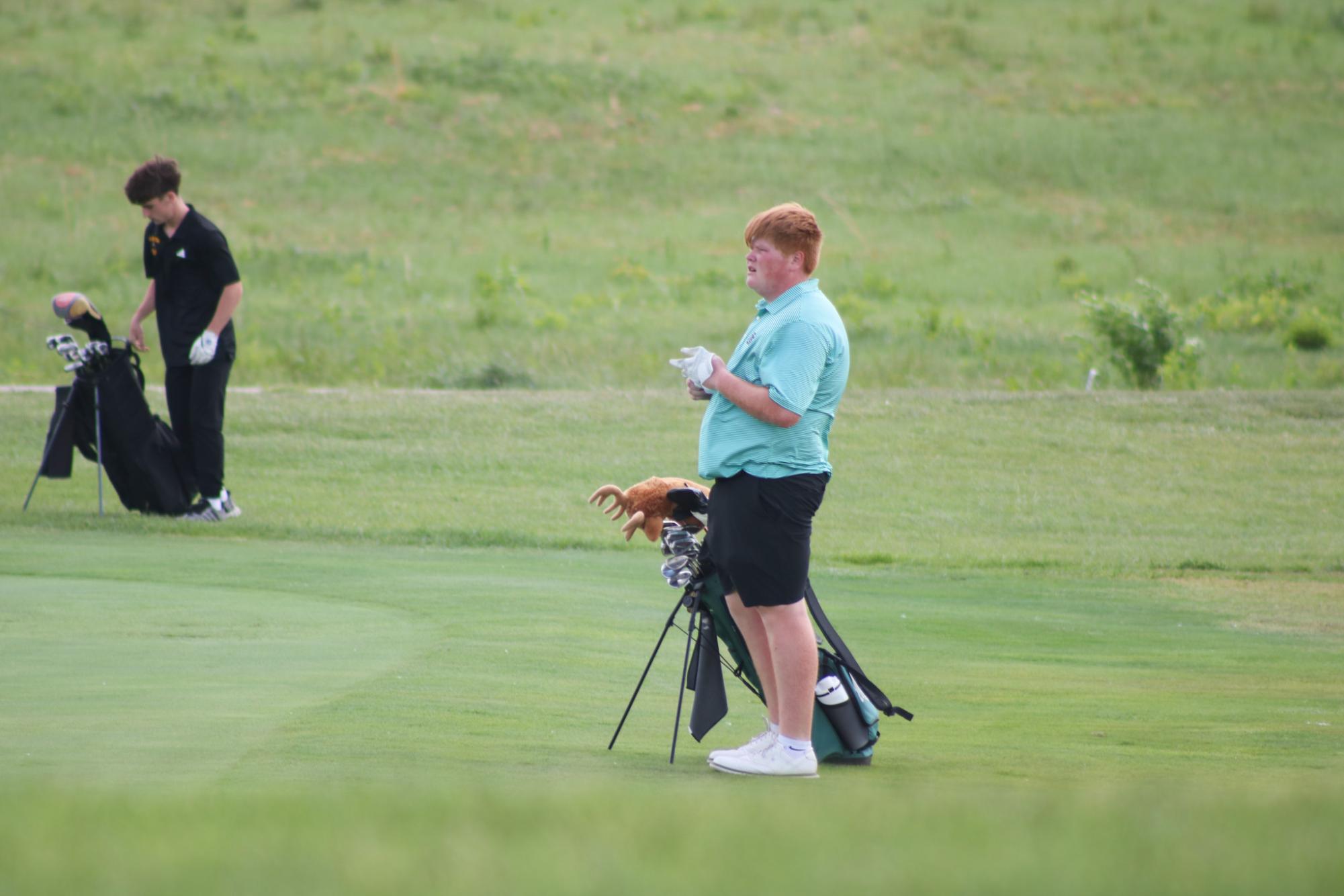 Varsity Golf at Home (Photos by Kaelyn Kissack)