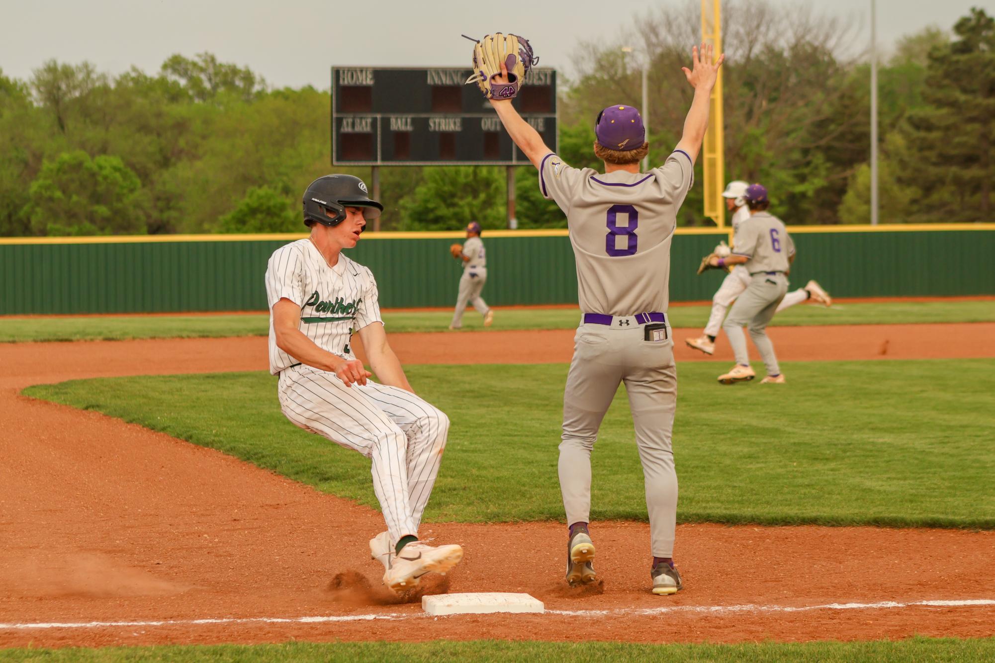Baseball vs Valley Center (Photos by Ella Davidson)