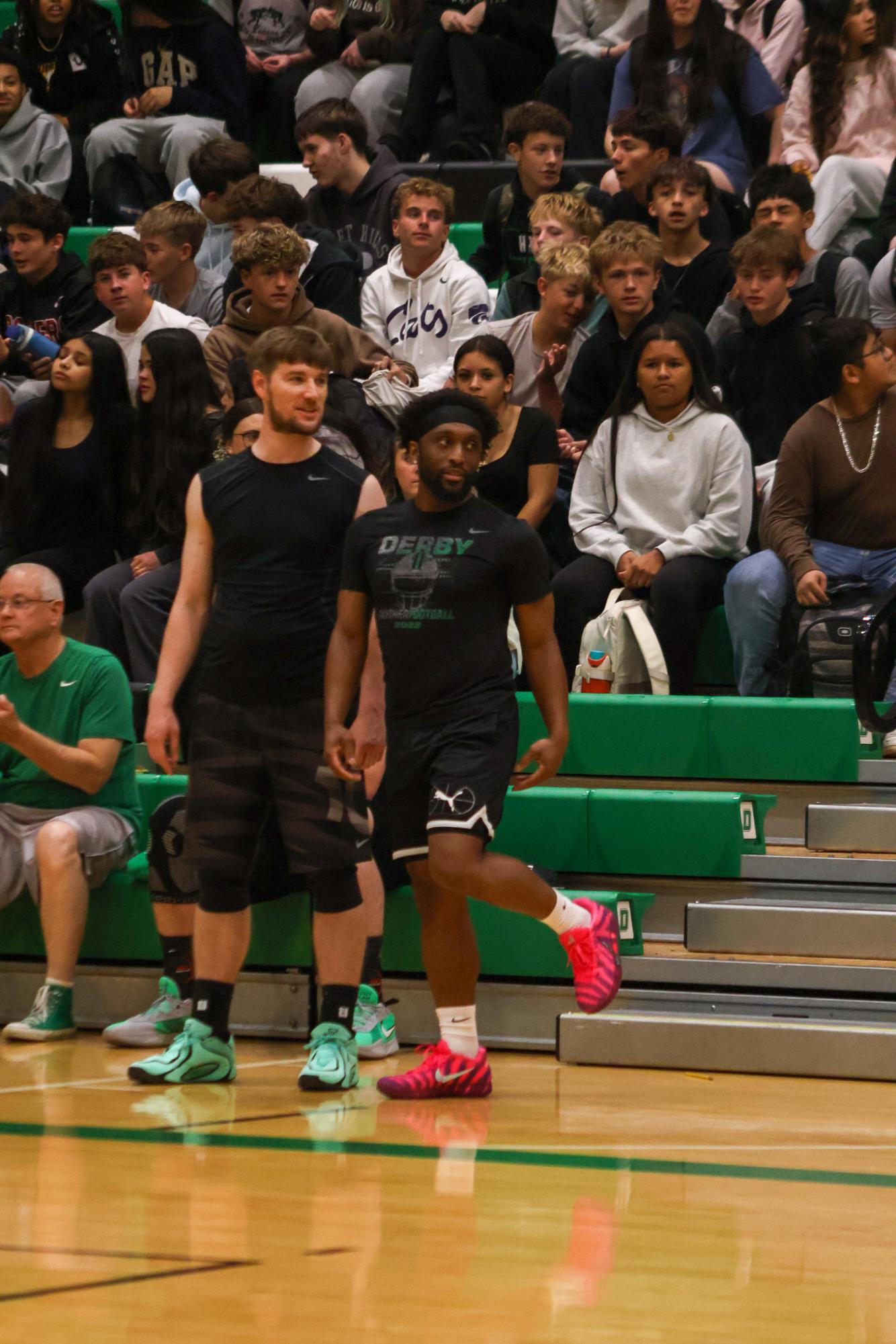 Senior vs. Staff (Photos by Delainey Stephenson)
