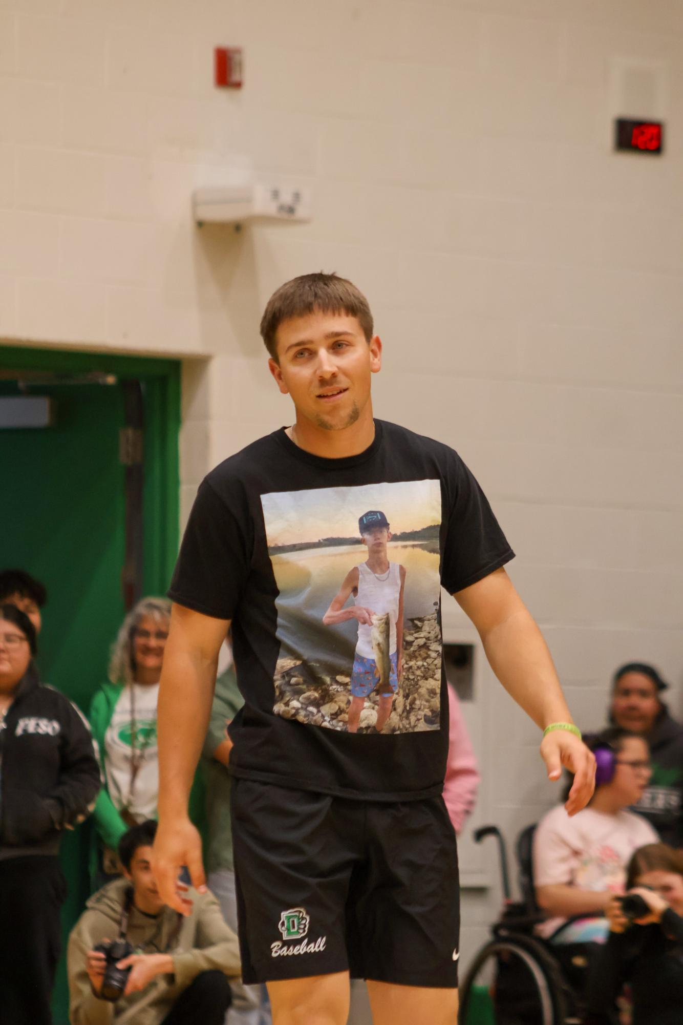 Senior vs. Staff (Photos by Delainey Stephenson)