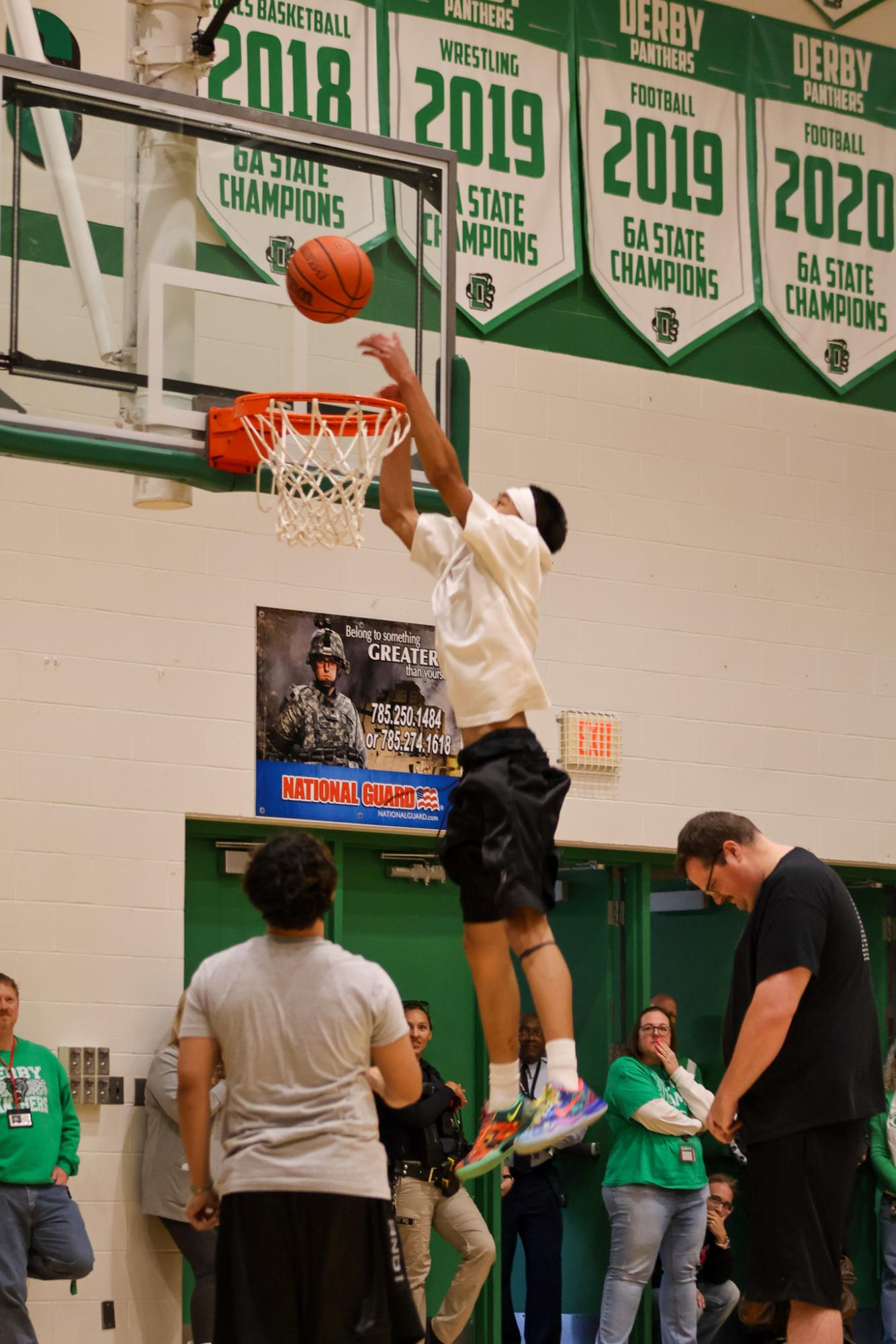 Senior vs. Staff (Photos by Delainey Stephenson)