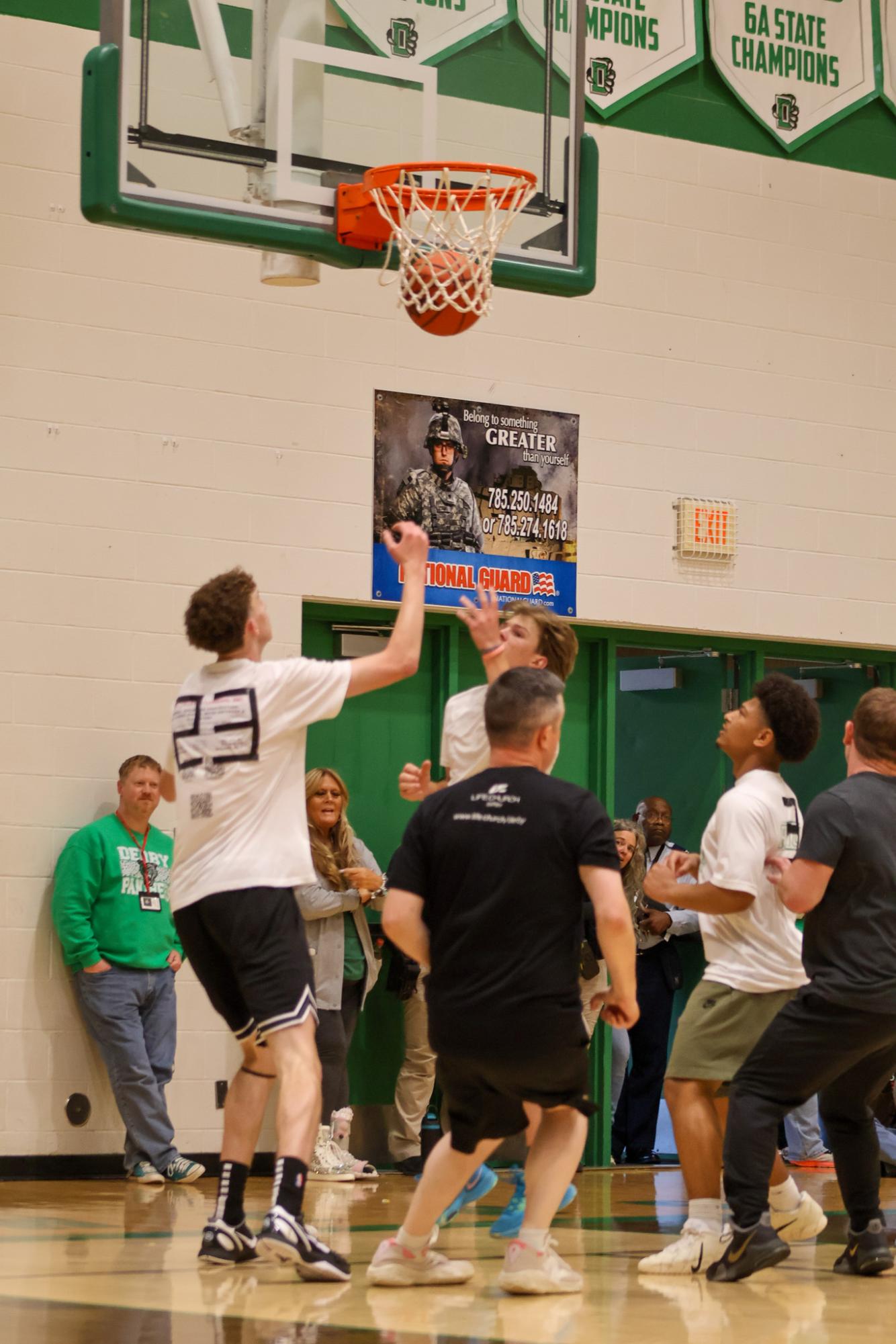 Senior vs. Staff (Photos by Delainey Stephenson)