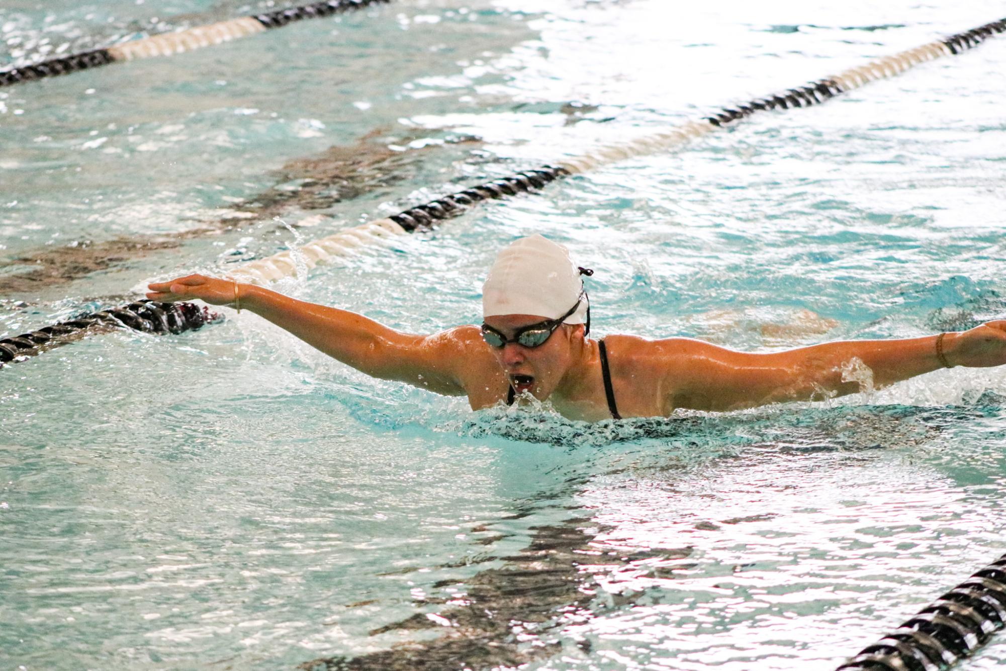 Girls Swim at Campus (Photos by Kaelyn Kissack)