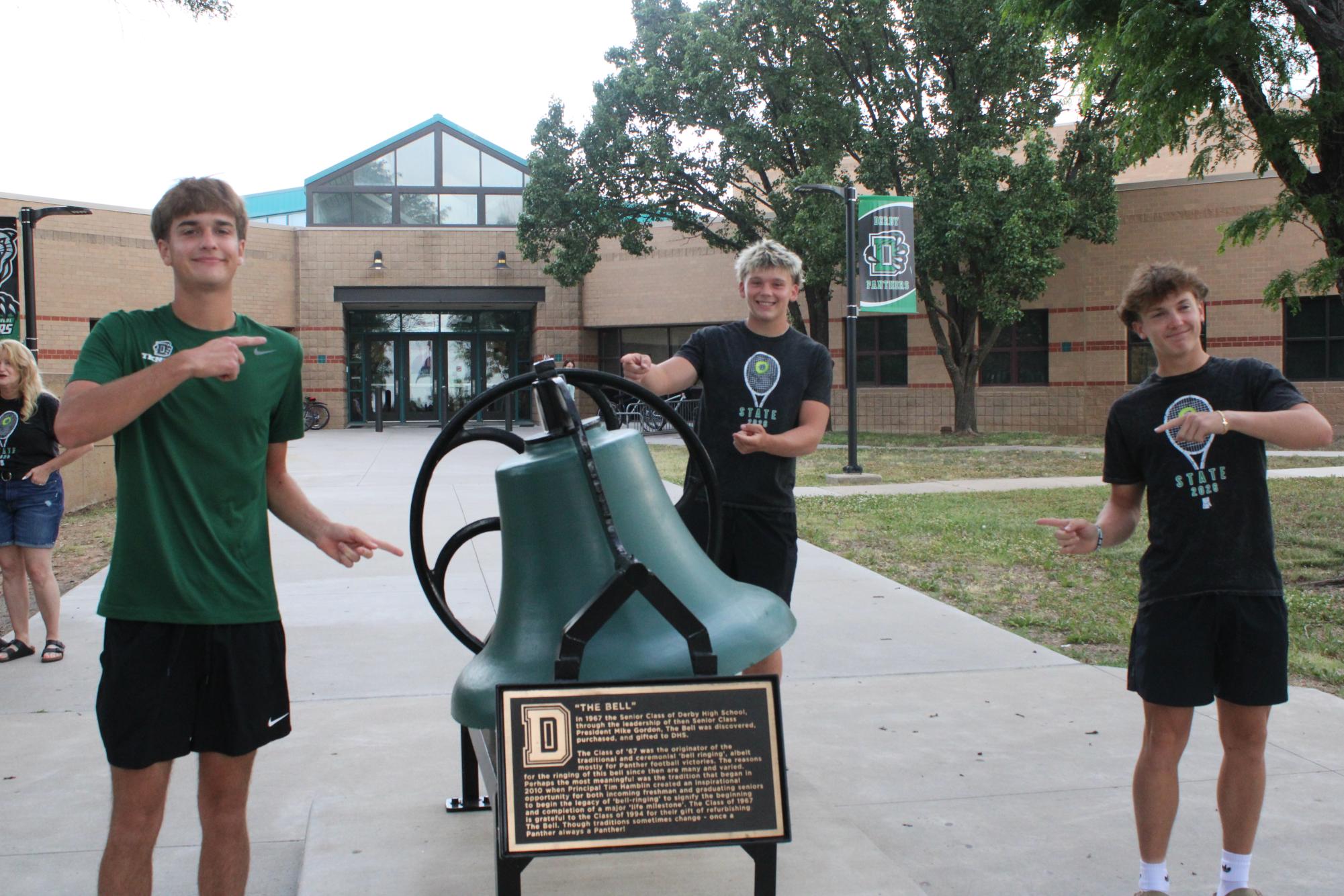 Senior Tennis Bell photos (Photos by Tripp Stratton)