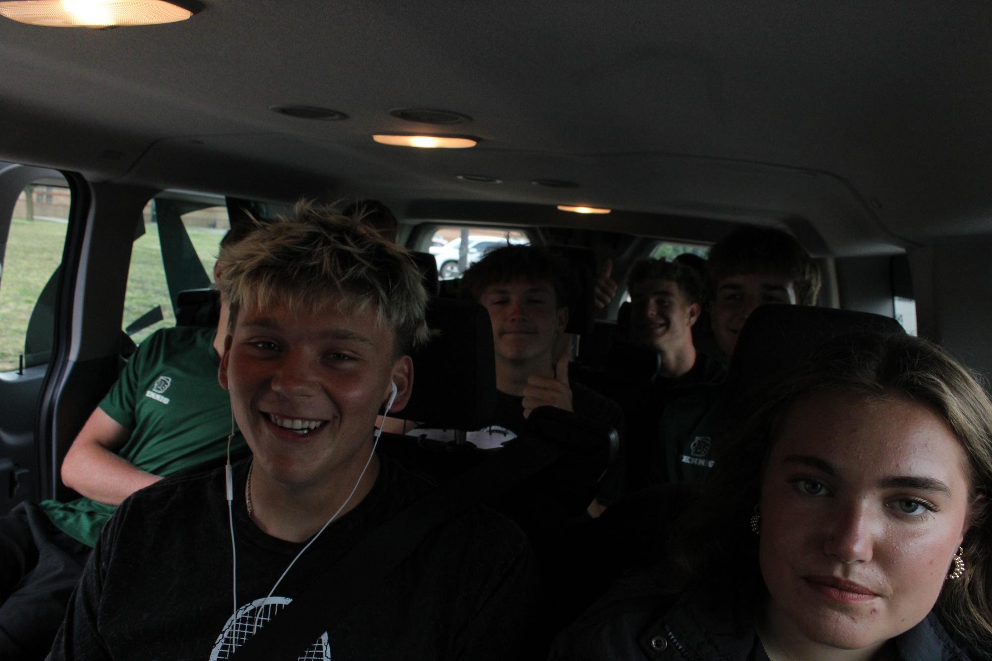 Senior Tennis Bell photos (Photos by Tripp Stratton)