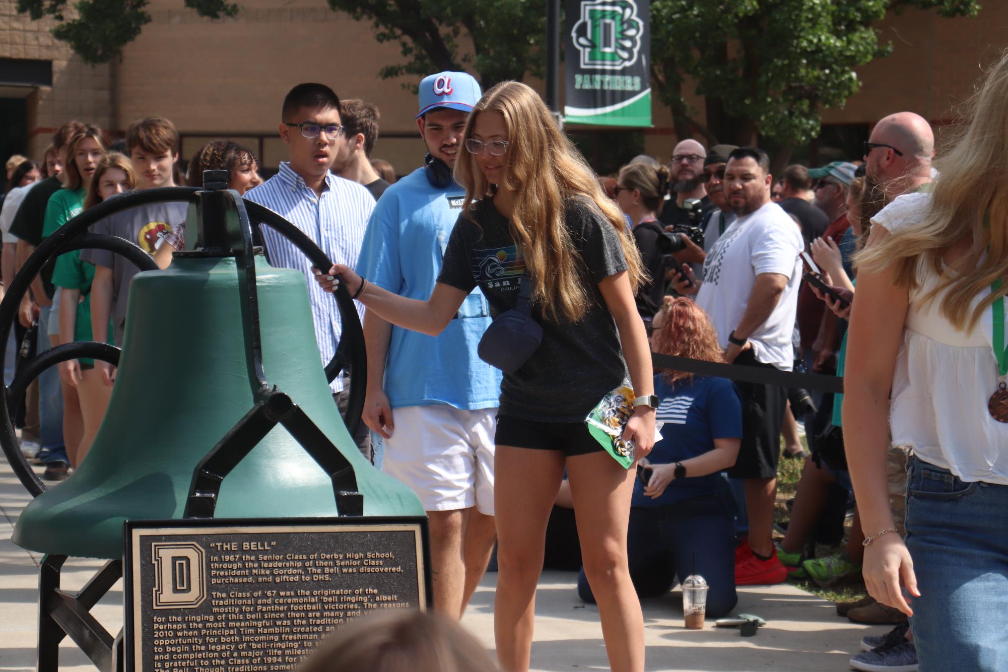 Bell Ringing (Photos by Emmersyn Bonebrake)