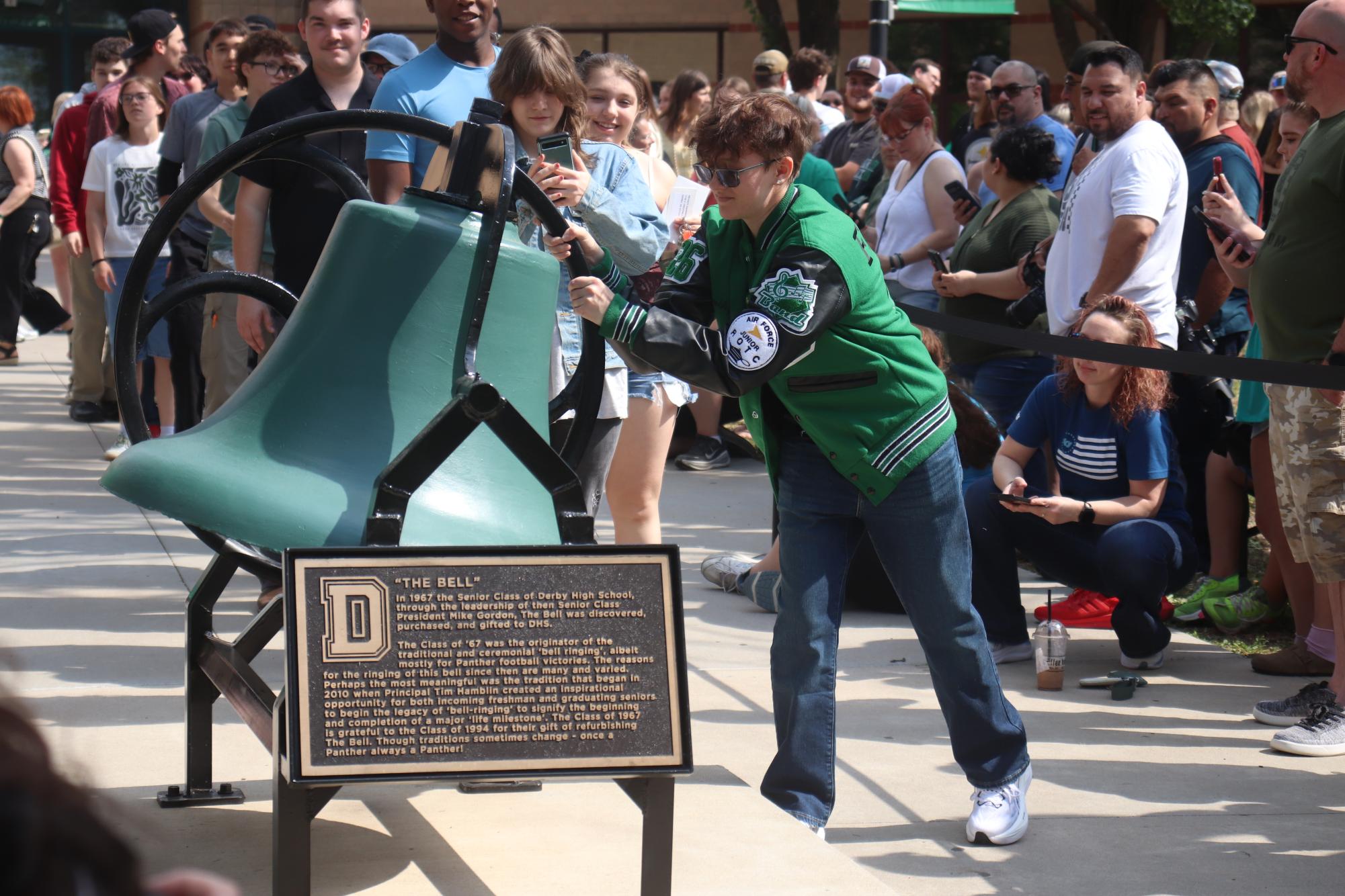 Bell Ringing (Photos by Emmersyn Bonebrake)