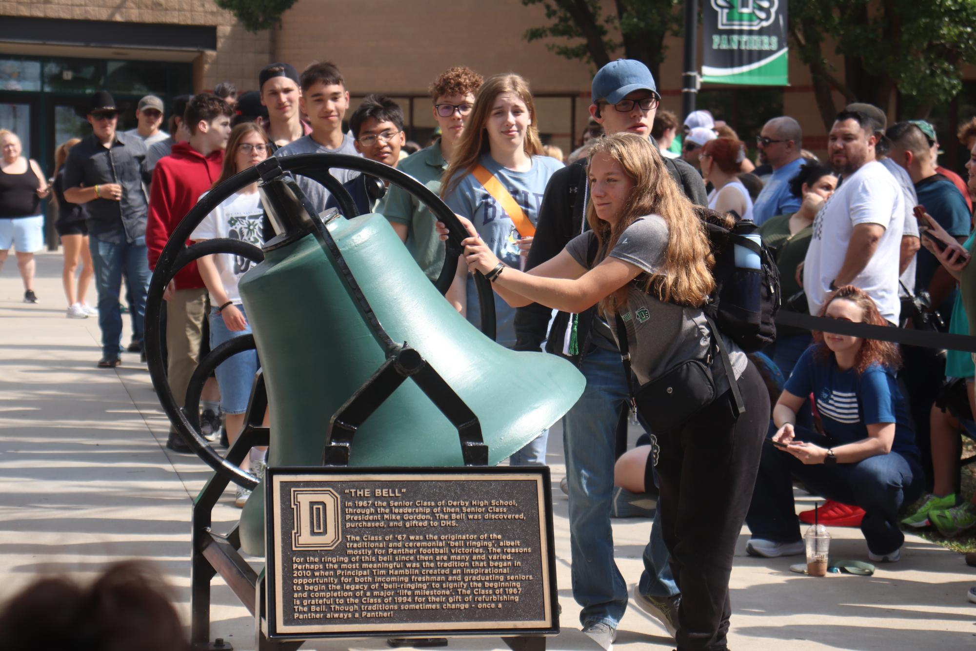 Bell Ringing (Photos by Emmersyn Bonebrake)