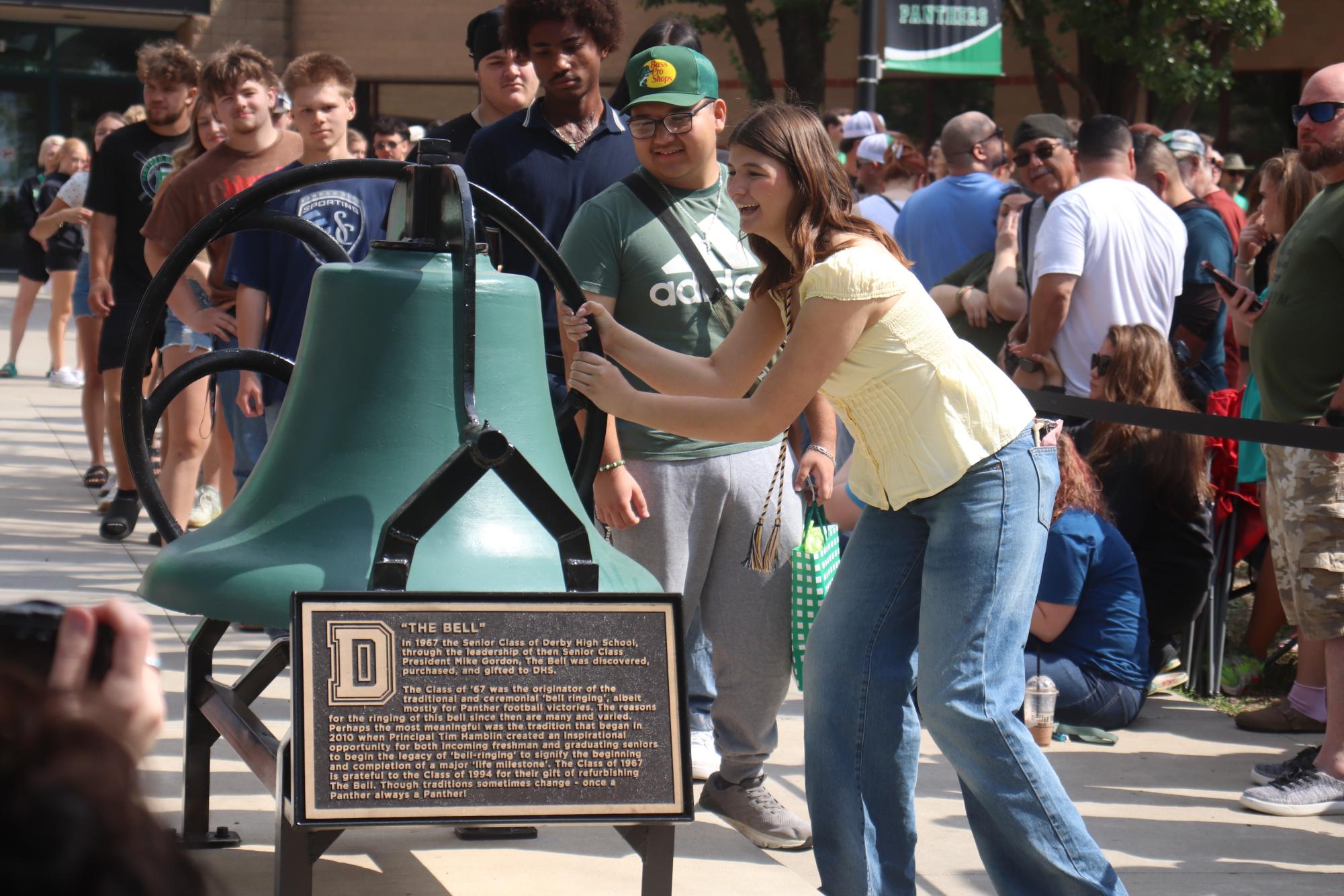Bell Ringing (Photos by Emmersyn Bonebrake)