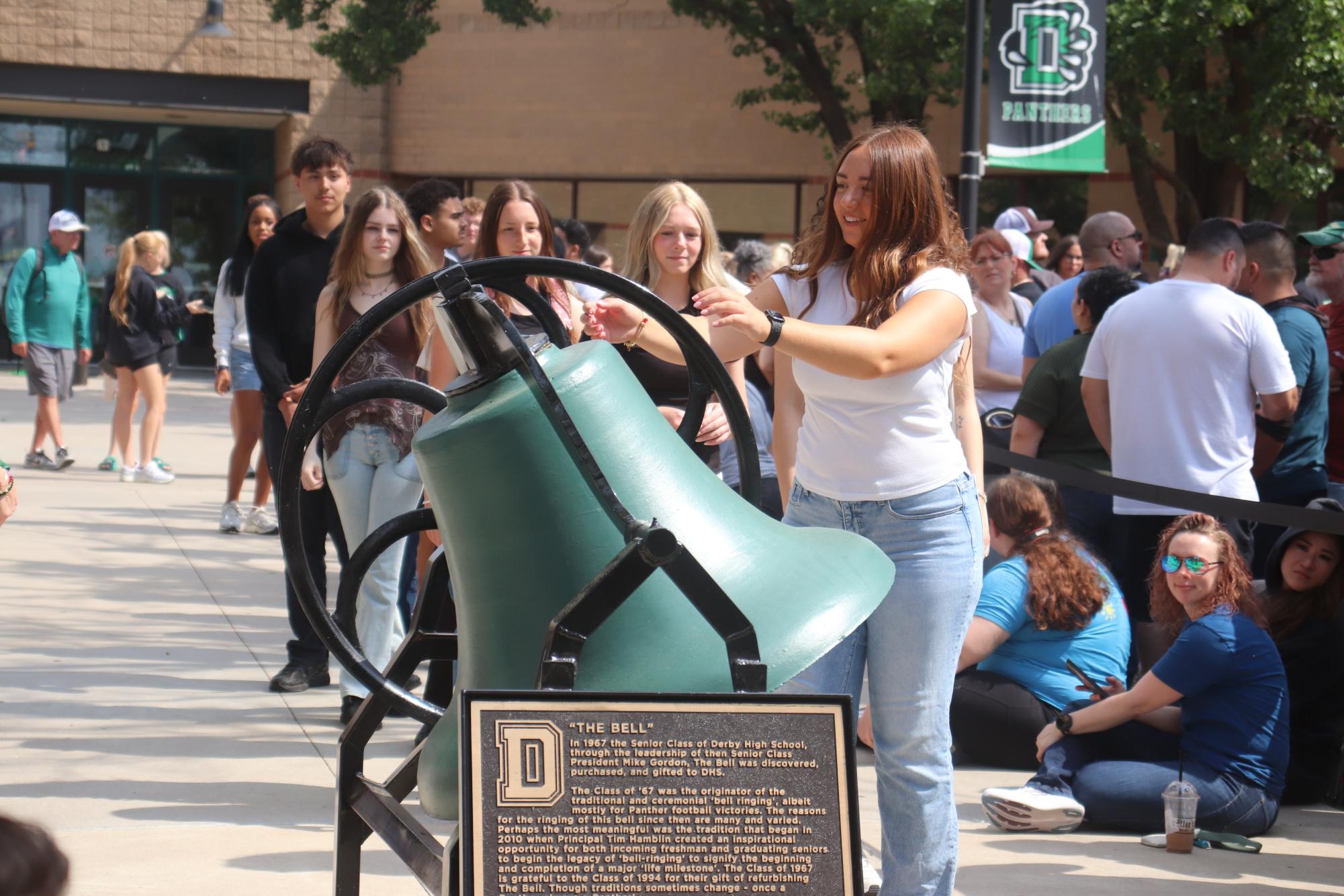 Bell Ringing (Photos by Emmersyn Bonebrake)
