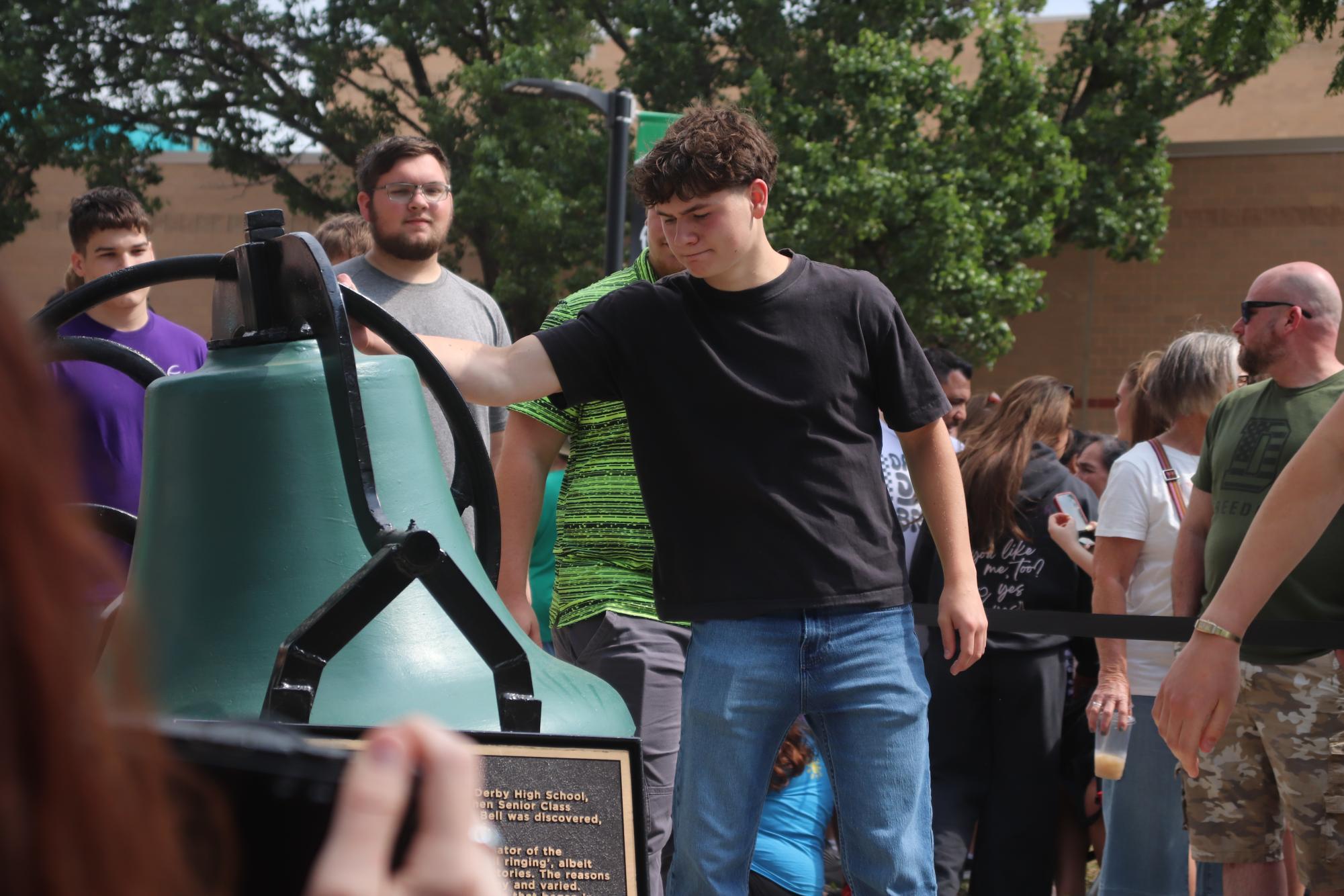 Bell Ringing (Photos by Emmersyn Bonebrake)
