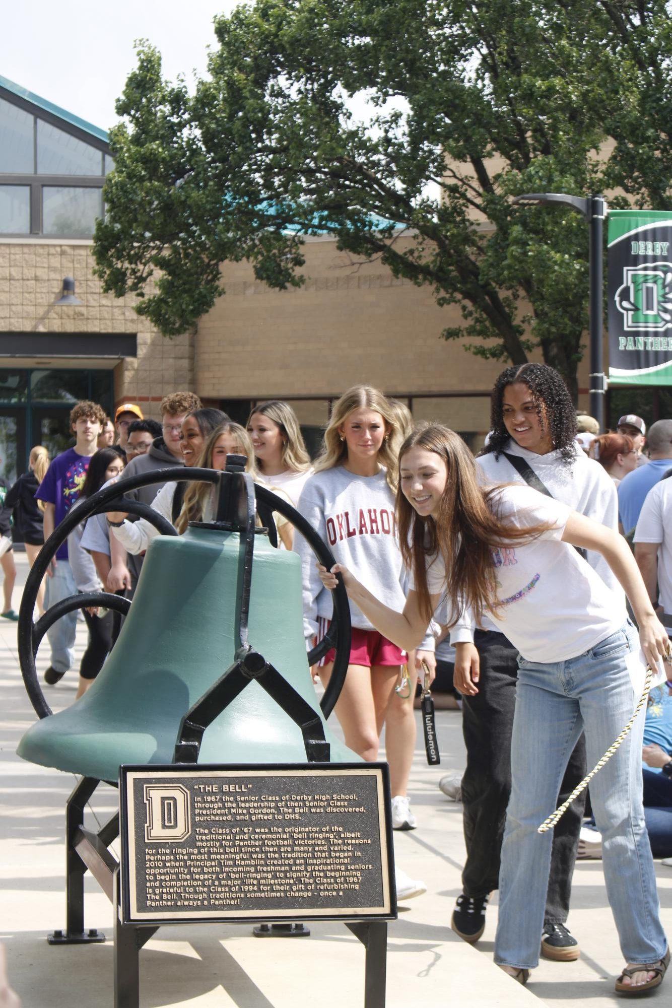 Bell Ringing (Photos by Maya Painchaud)
