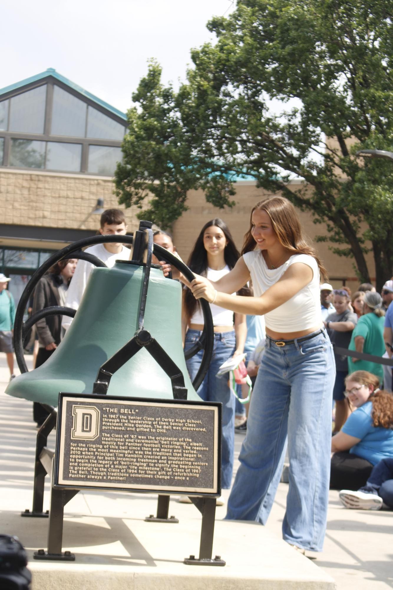 Bell Ringing (Photos by Maya Painchaud)