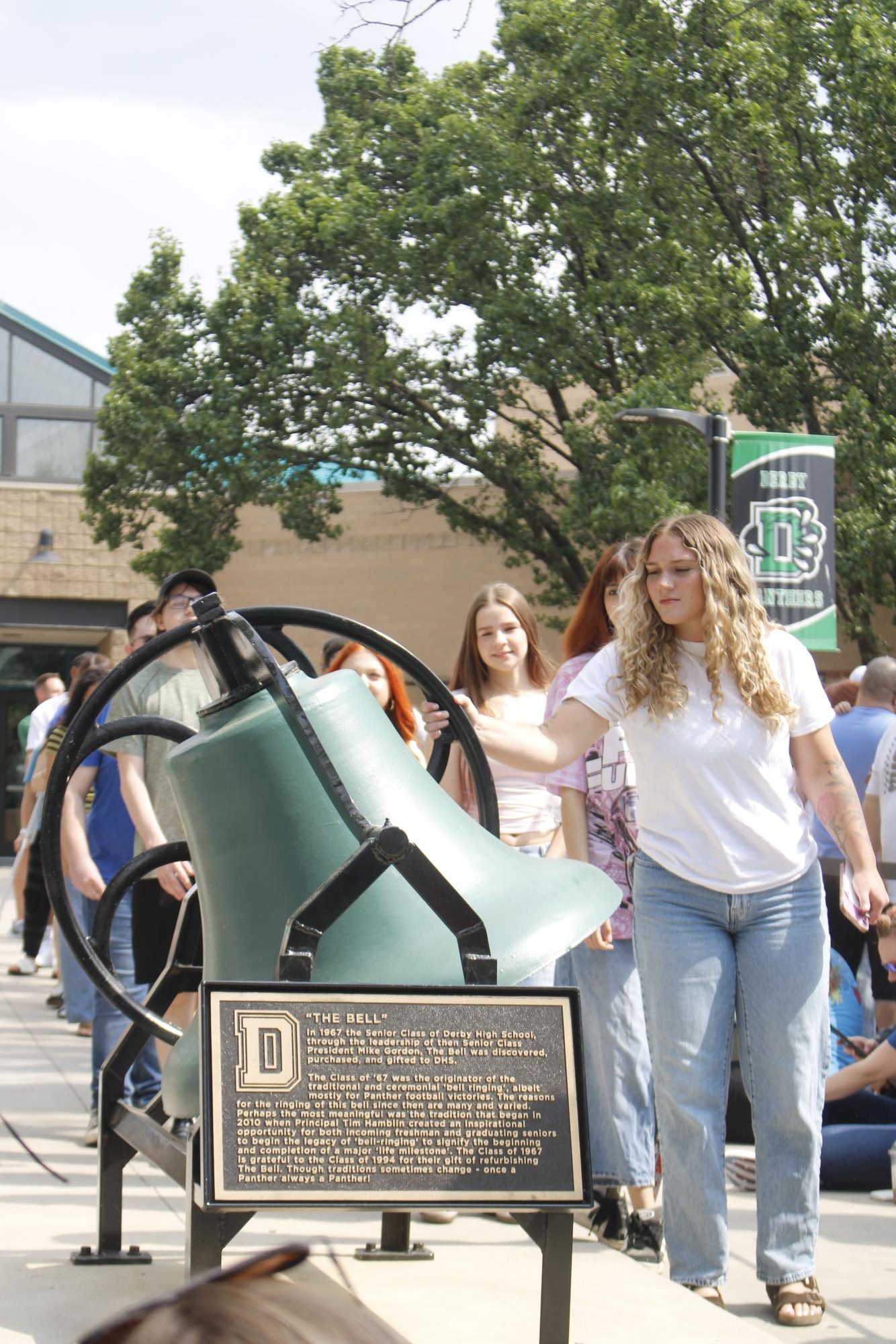 Bell Ringing (Photos by Maya Painchaud)