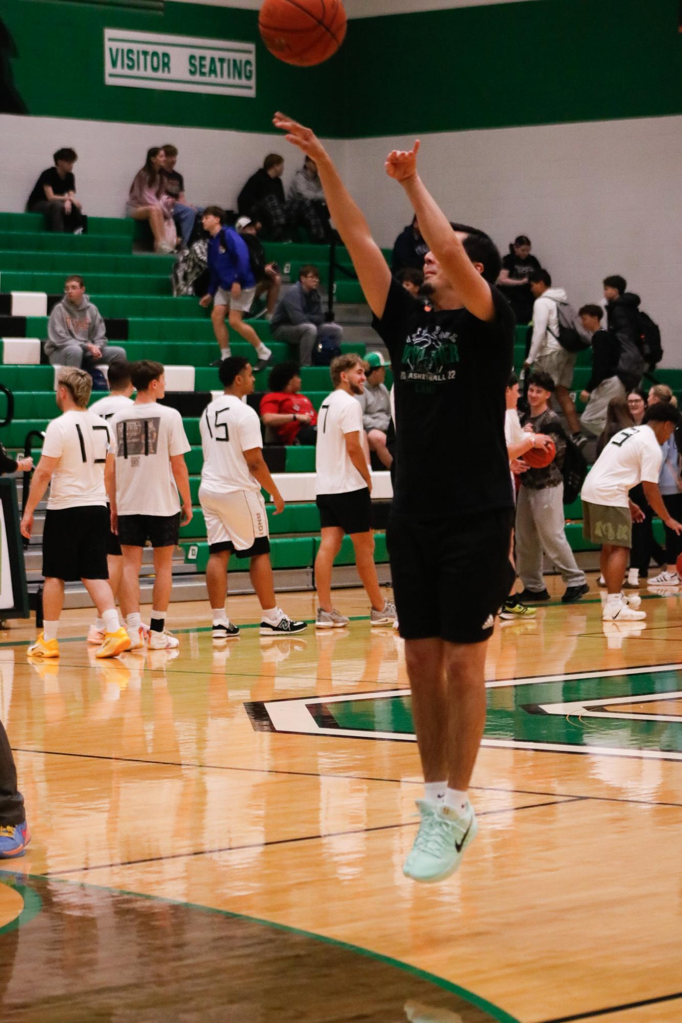Seniors vs. Staff Basketball Game (Photos by Isadora Colgrove)