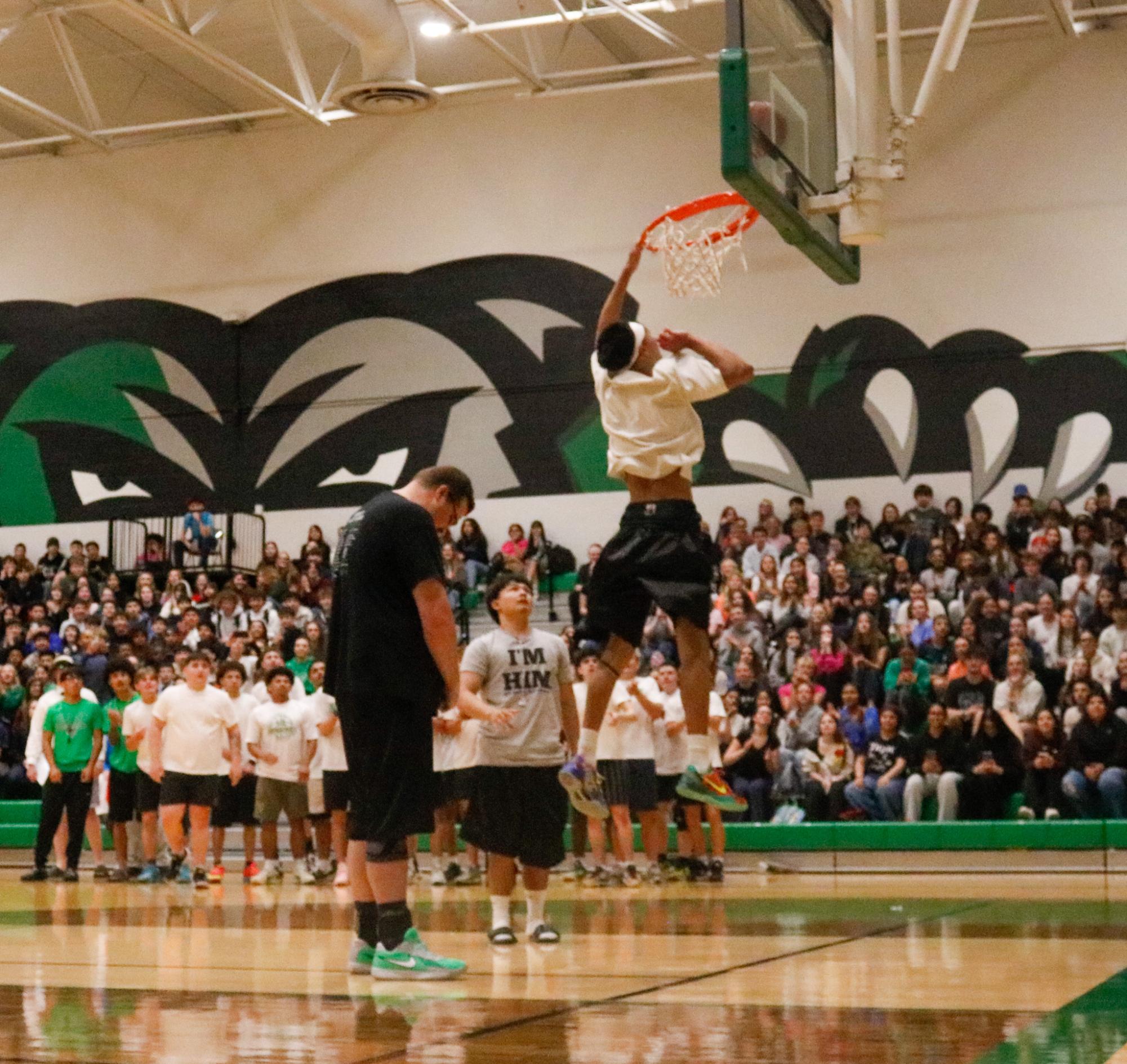 Senior vs. Staff ( Photos by Tristan Anderson )